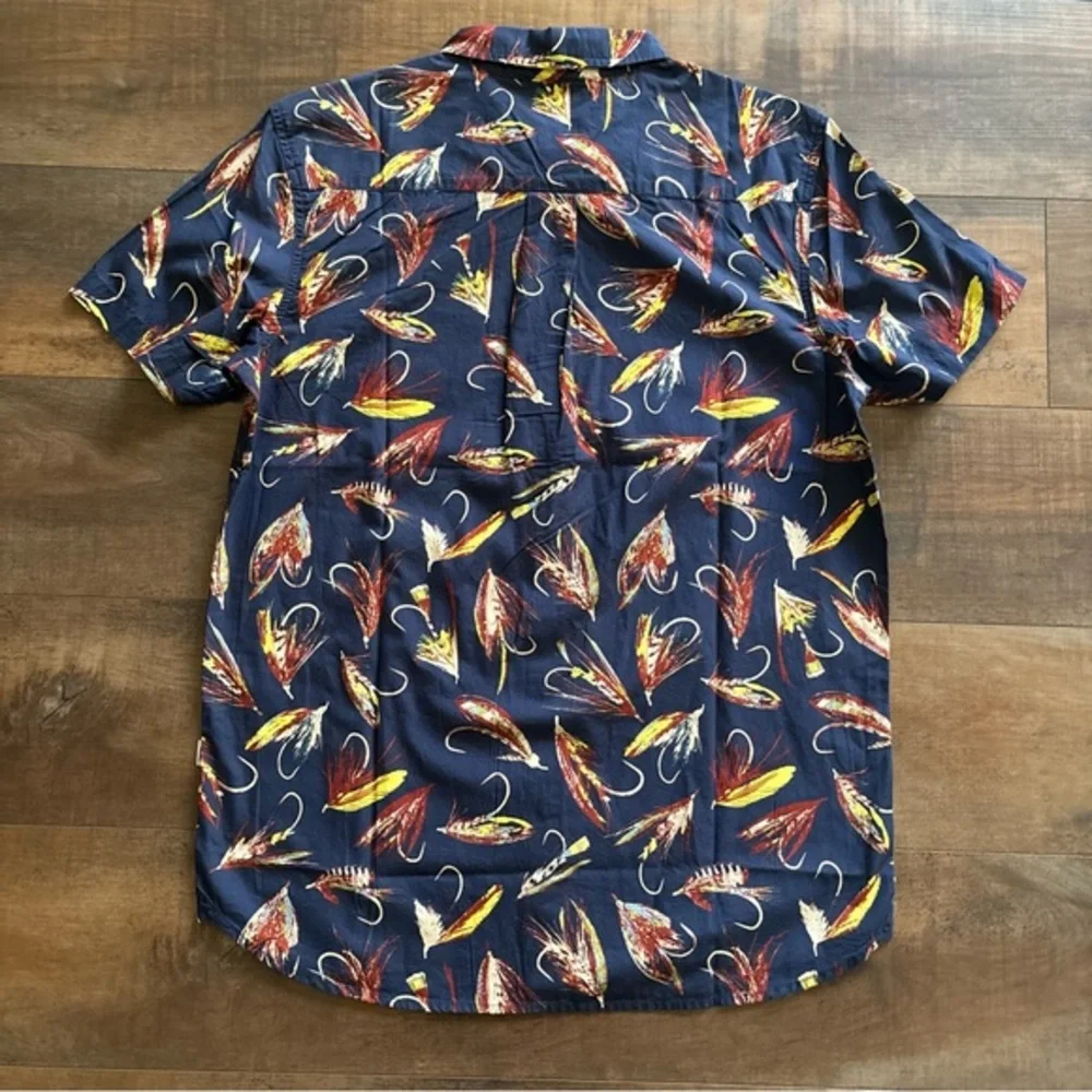 The North Face Short Sleeve Baytrail Fly Fishing Pattern Shirt‎ Mens Size Medium